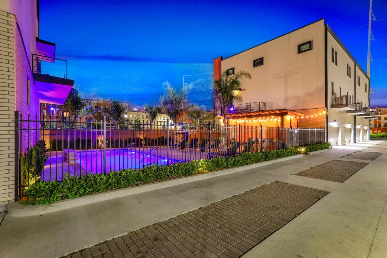 Private Townhouse In A Secure Location Villa New Orleans Buitenkant foto