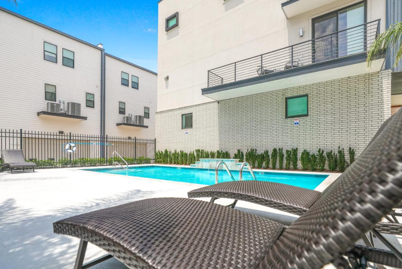 Private Townhouse In A Secure Location Villa New Orleans Buitenkant foto