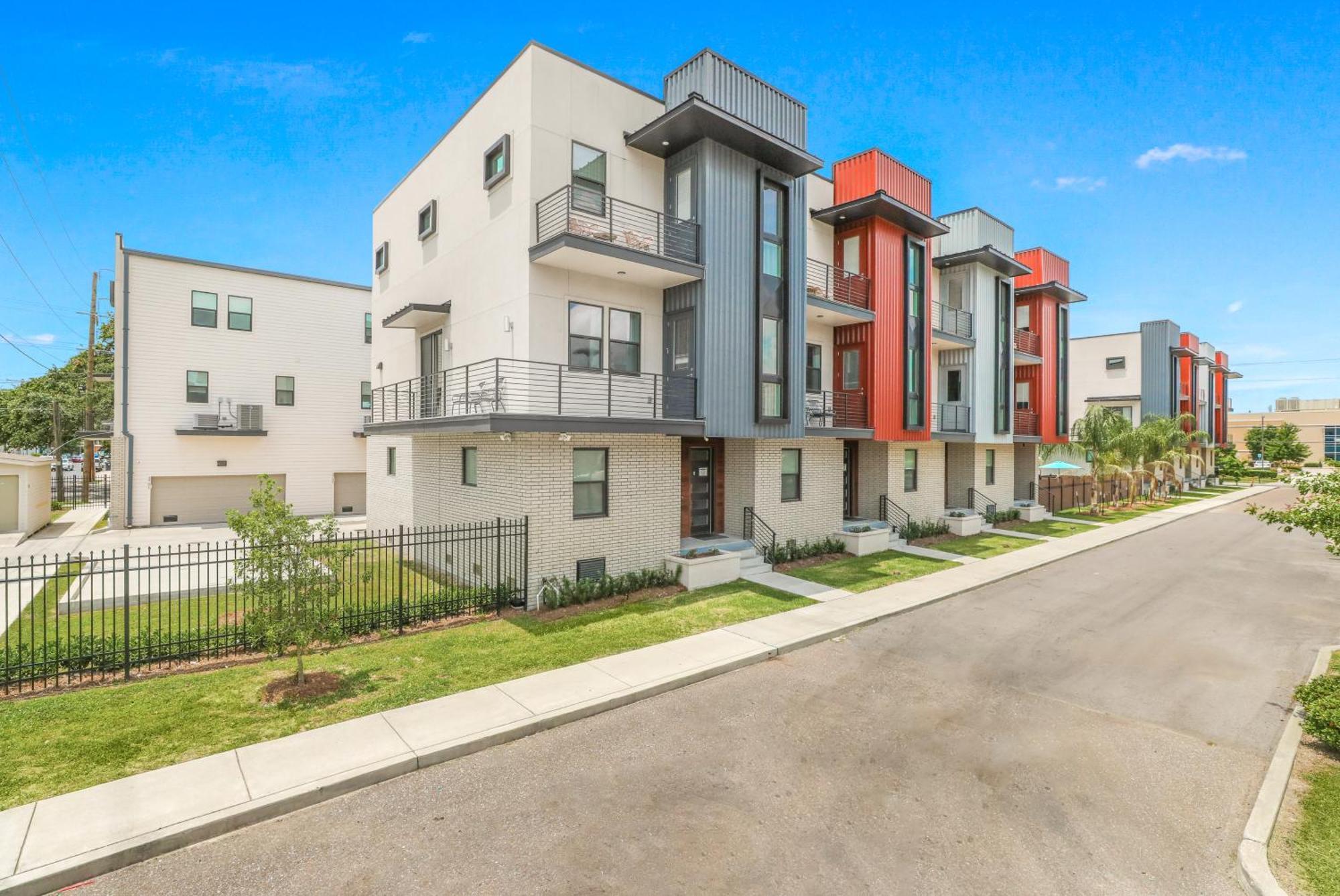 Private Townhouse In A Secure Location Villa New Orleans Buitenkant foto
