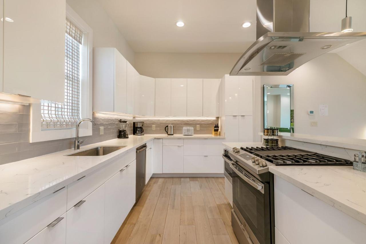 Private Townhouse In A Secure Location Villa New Orleans Buitenkant foto